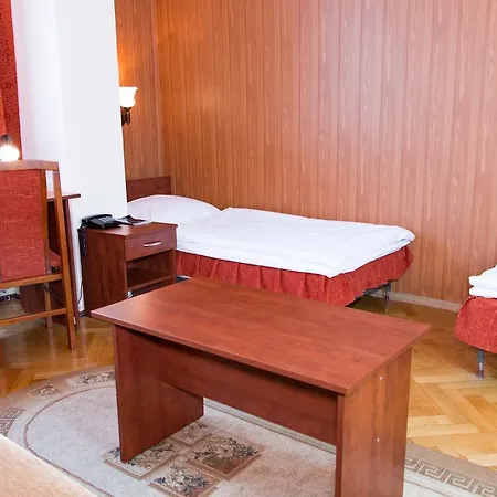 Hotel Economy 2*